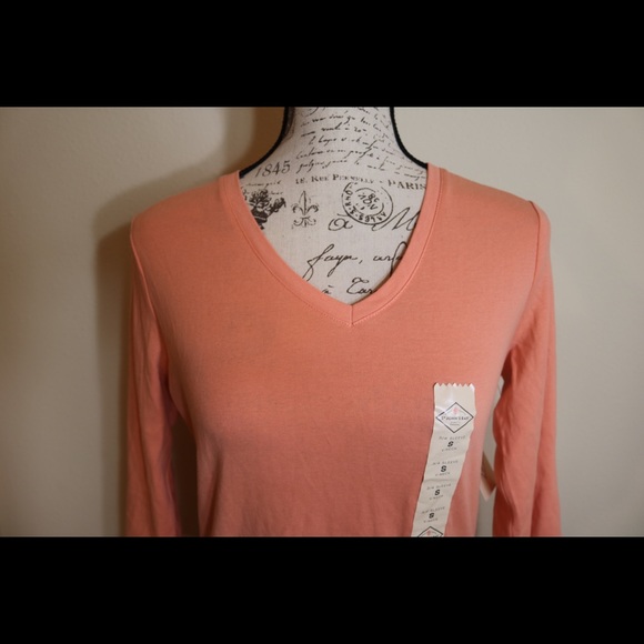 New with tags St. John’s Bay v neck long sleeve - Picture 6 of 7